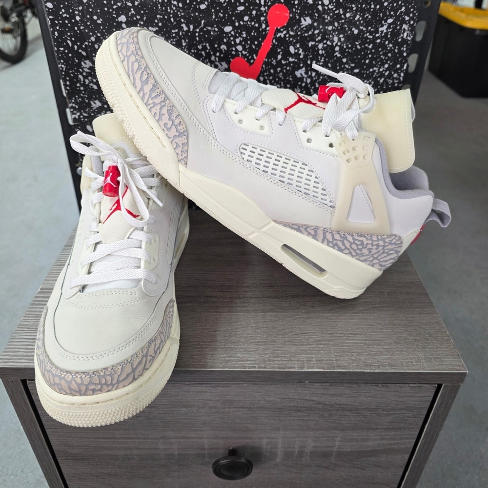 Jordan Spizike Low Coconut Milk Sneakers Size 11.5